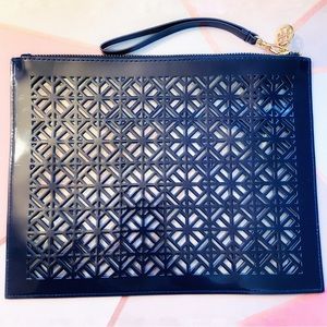 TORY BURCH Womens Navy Laser Cut Pouch Clutch Zip Top Gold Zipper Blue Patent